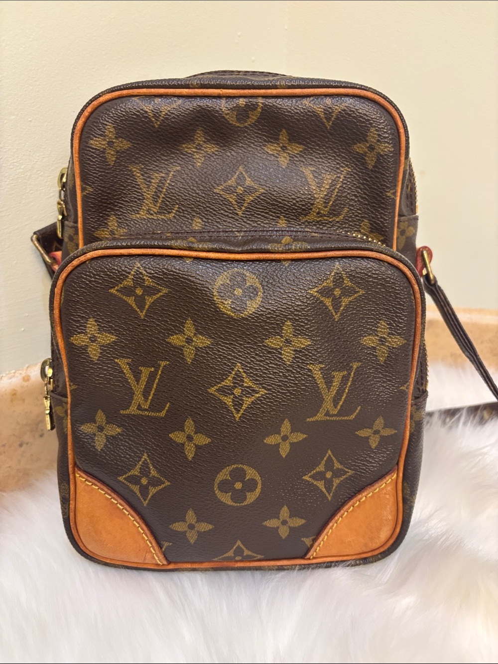 Louis Vuitton Amazone Monogram Canvas Messenger Bag in Brown & Tan